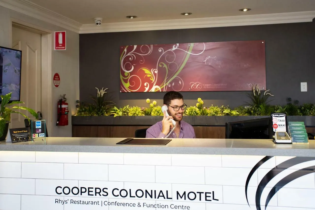 ***  Coopers Colonial Motel Brisbane Australia